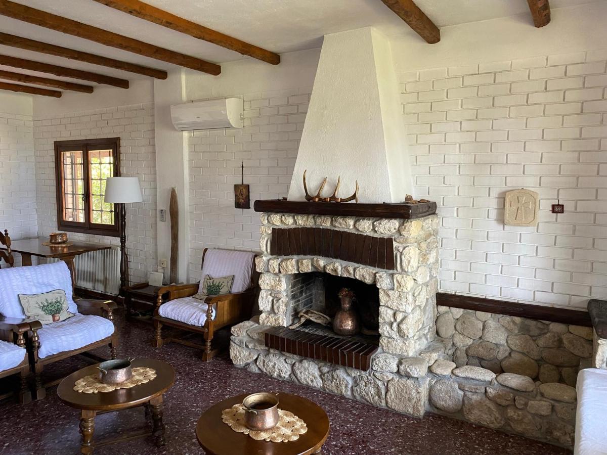 Wild Oaks Cottage Kриопиги Екстериор снимка
