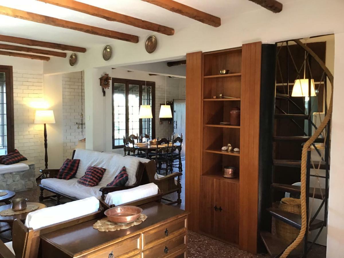 Wild Oaks Cottage Kриопиги Екстериор снимка