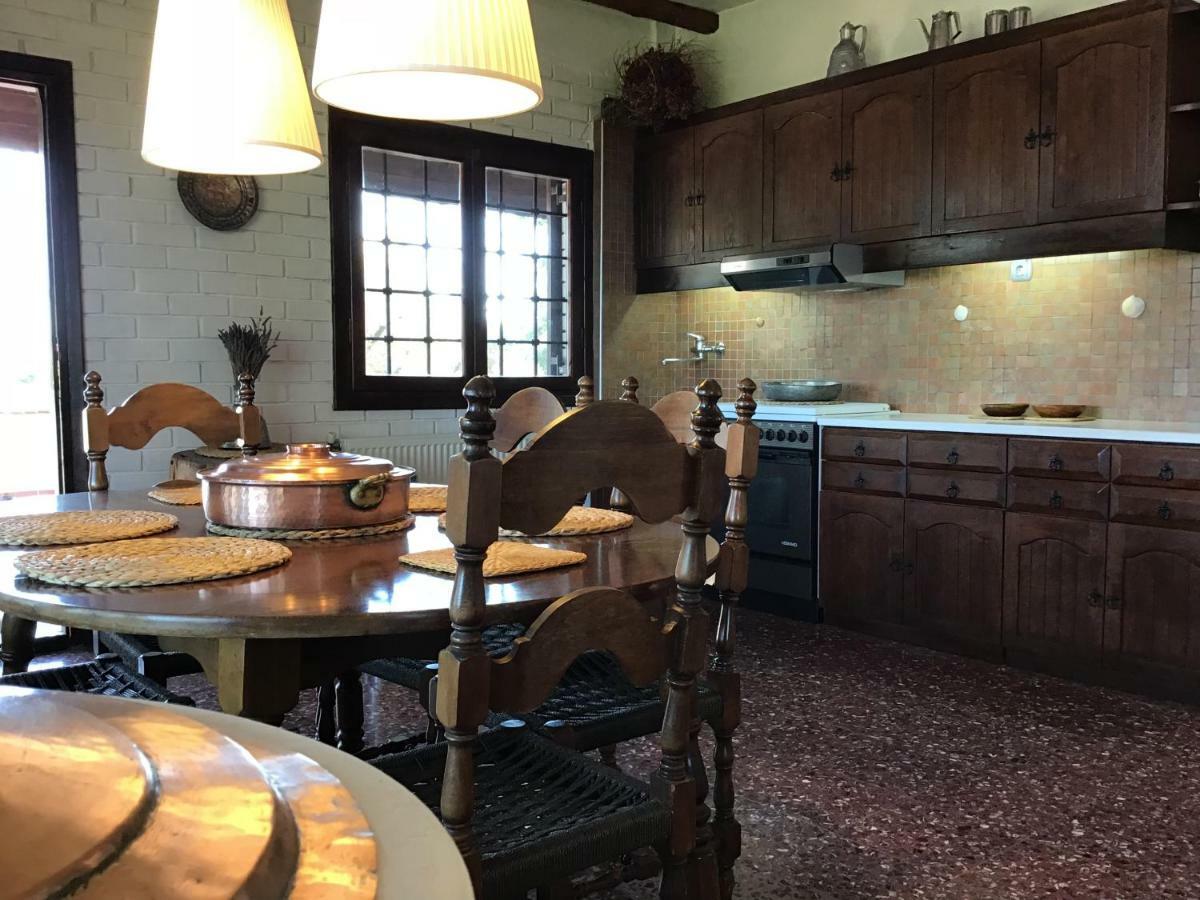 Wild Oaks Cottage Kриопиги Екстериор снимка